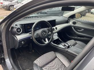 Mercedes E-klasse Lichte brandschade !! picture 10