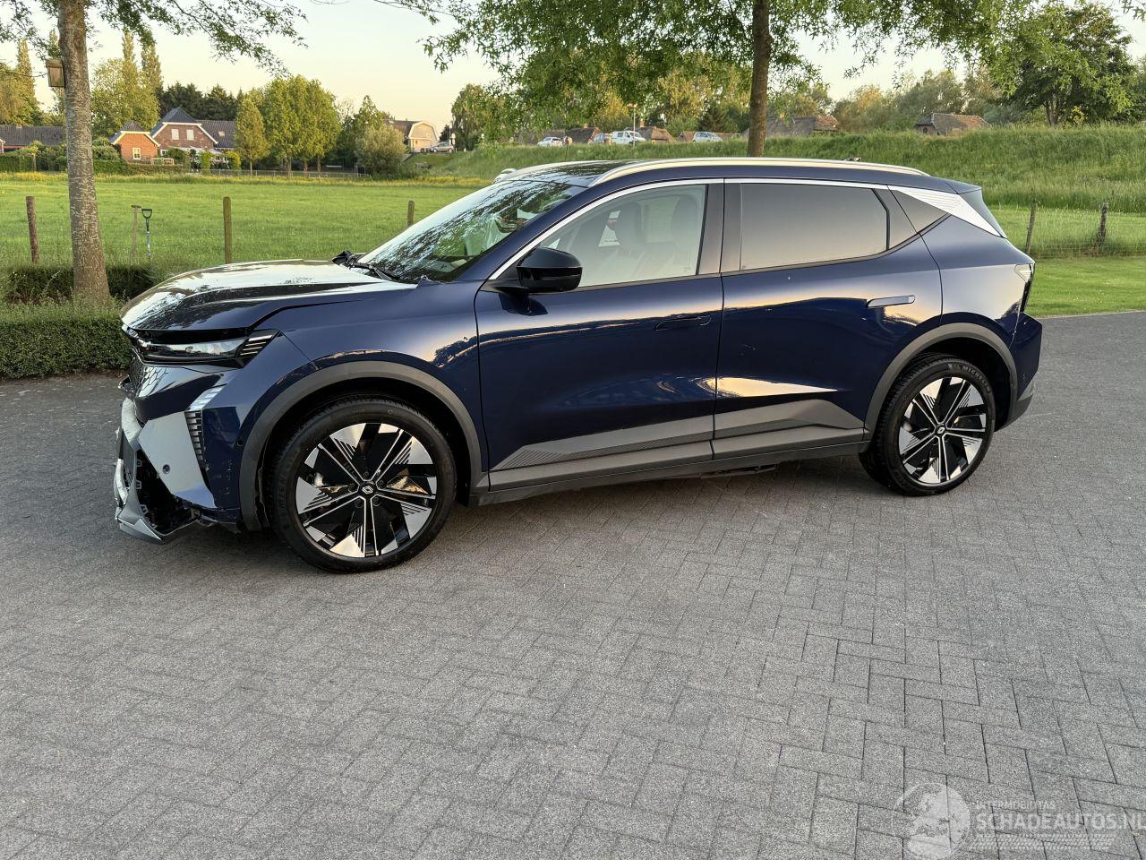 Renault Scenic E-Tech Electric 92KWH 220HP TECHNO / Panorama