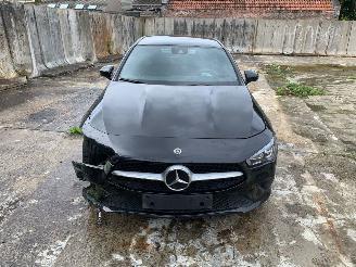 skadebil auto Mercedes Cla-klasse CLA 180 D 2021/5