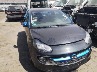 Vrakbiler auto Opel Adam Adam, Hatchback 3-drs, 2012 / 2019 1.4 16V 2015/1