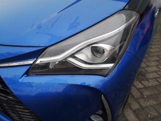 Toyota Yaris Yaris III (P13), Hatchback, 2010 / 2020 1.5 16V Hybrid picture 30