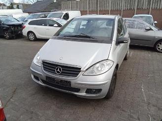 Vrakbiler auto Mercedes A-klasse A (W169), Hatchback, 2004 / 2012 1.5 A-150 2007/0