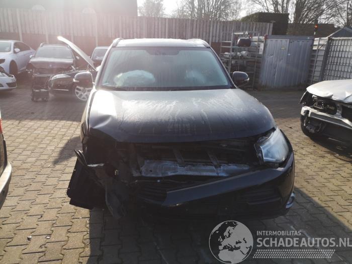 Mitsubishi Outlander Outlander (GF/GG), SUV, 2012 / 2022 2.2 DI-D 16V Clear Tec 4x4