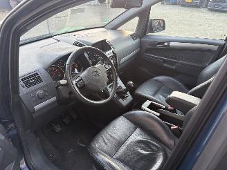 Opel Zafira  picture 8