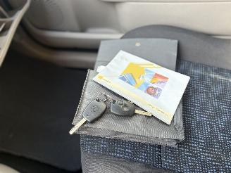 Renault Twingo 1.2-16V Authentique picture 13