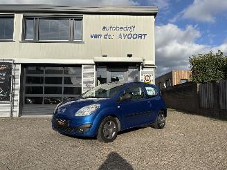 Voiture accidenté Renault Twingo 1.2-16V Authentique 2008/1