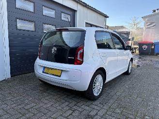 Volkswagen Up! 1.0 high up! BlueMotion picture 3