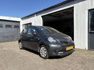 Vaurioauto  passenger cars Toyota Aygo  2013/1