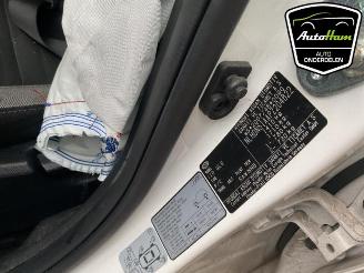 Hyundai I-10 i10, Hatchback, 2019 1.0 12V picture 15