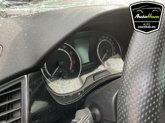 Skoda Fabia Fabia III Combi (NJ5), Combi 5-drs, 2014 / 2022 1.0 TSI 12V picture 16