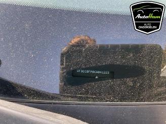 Peugeot 208 208 I (CA/CC/CK/CL), Hatchback, 2012 / 2019 1.4 16V picture 15