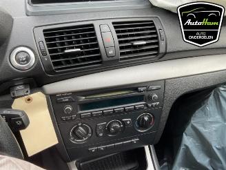 BMW 1-serie 1 serie (E87/87N), Hatchback 5-drs, 2003 / 2012 116i 2.0 16V picture 18