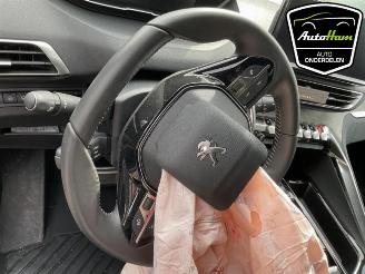 Peugeot 5008 5008 II (M4/MC/MJ/MR), MPV, 2016 / 2024 1.2 12V Hybrid picture 18