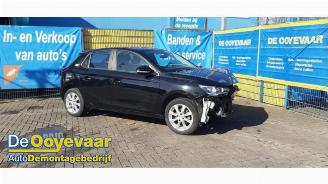 krockskadad bil auto Opel Corsa Corsa F (UB/UH/UP), Hatchback 5-drs, 2019 1.2 12V 75 2022/8