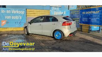 Kia Rio Rio III (UB), Hatchback, 2011 / 2017 1.2 CVVT 16V picture 3