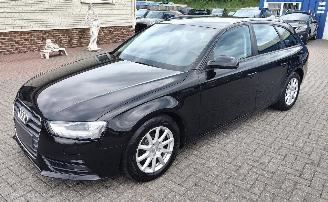 skadebil auto Audi A4 Avant Audi A4 Avant Attraction ultra 2015/3