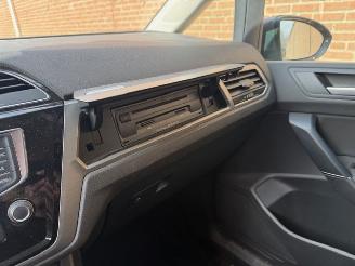 Volkswagen Touran 1.2 TSI 7 Persoons picture 16