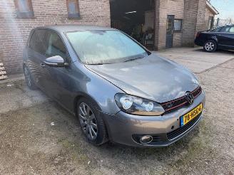 Schadeauto Volkswagen Golf  2009/2