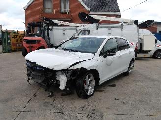 Vrakbiler auto Volkswagen Golf GTE 2023/6