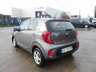 Kia Picanto  picture 9