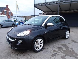 krockskadad bil auto Opel Adam  2015/12