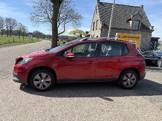 Peugeot 2008 1.2 PureTech Blue Lion AUTOMAAT, PANORAMA DAK, AIRCO, PDC, N.A.P. ENZ picture 3