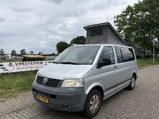 skadebil camper Volkswagen  Transporter KOMBI 2,5 TDI kampeerauto 128kw automaat, camper 2005/12