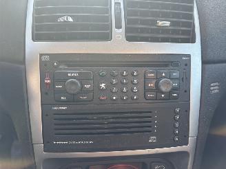 Peugeot 307 1.6-16V NAVTECH picture 9