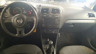 Volkswagen Polo 1.4 16V  BENZ 1.390CC 63KW 86PK picture 7