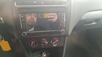 Volkswagen Polo 1.4 16V  BENZ 1.390CC 63KW 86PK picture 11