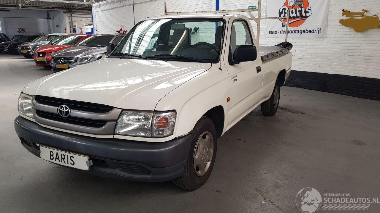 Toyota Hilux 2.5 D4-D   2WD    90 16V PICK-UP  DSL 2.494CC 65KW 88PK NAP...
