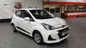 Vrakbiler auto Hyundai I-10 1.0 12V  BENZ 998CC 49KW 67PK 2018/2