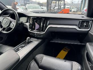 Volvo V-60 2.0 B3 R-Design picture 16