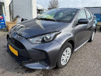 skadebil auto Toyota Yaris 1.5 Hybrid 115 Comfort 2024/11