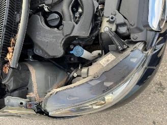 Peugeot 108 1.0 e-VTi Allure picture 10