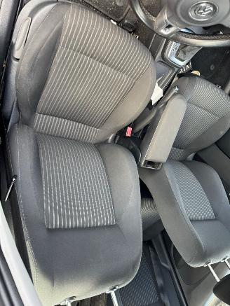 Volkswagen Polo 1.6 AUTOMAAT TDI Highline picture 17