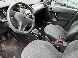 Citroën C3 1.2 PureTech Selection picture 11