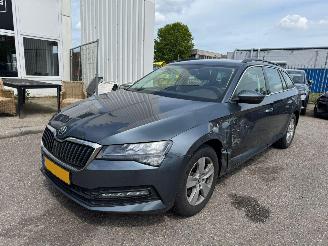 Auto incidentate Skoda Superb Combi 1.5 AUTOMAAT  TSI ACT Business Edition 2020/7