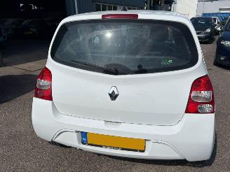 Renault Twingo 1.2-16V Dynamique picture 4