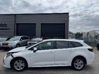 Toyota Corolla Touring Sports 1.8 Hybrid Active picture 2