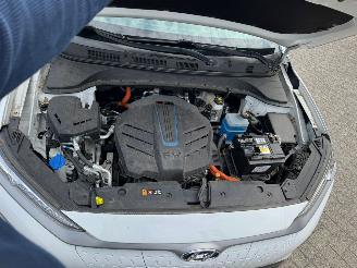 Hyundai Kona Fashion 64 kWh AUTOMAAT picture 7