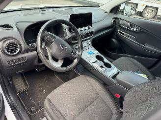 Hyundai Kona Fashion 64 kWh AUTOMAAT picture 12