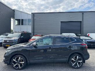 Damaged car Nissan Qashqai Nissan Qashqai 1.3 DIG-T Tekna + 2019/3