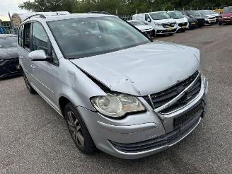 Volkswagen Touran 1.9 TDI Comfortline Business picture 6