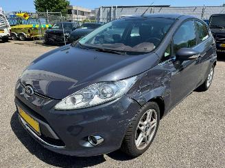 krockskadad bil auto Ford Fiesta 1.25 Titanium 2021/2