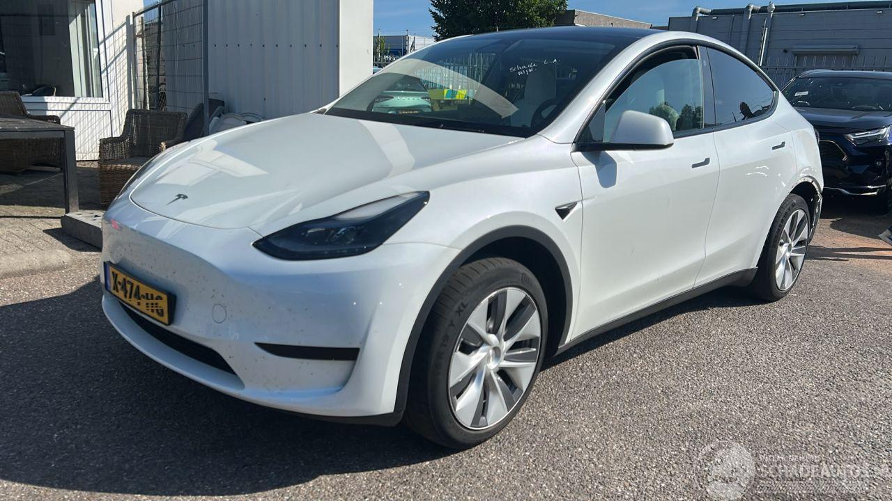 Tesla Model Y RWD 58 kWh