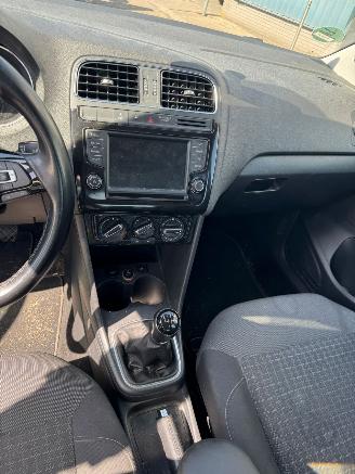 Volkswagen Polo 1.2 TSI Highline picture 10