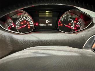 Peugeot 308 308 SW (L4/L9/LC/LJ/LR), Combi 5-drs, 2014 / 2021 1.2 12V e-THP PureTech 130 picture 27