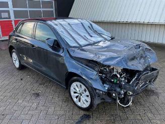 damaged passenger cars Audi A3 A3 Sportback (8YA), Hatchback 5-drs, 2019 1.4 40 TFSIe 16V 2021/3