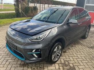 Vrakbiler auto Kia Niro Niro I (DE), SUV, 2016 / 2022 E-Niro 64 kWh 2020/11
